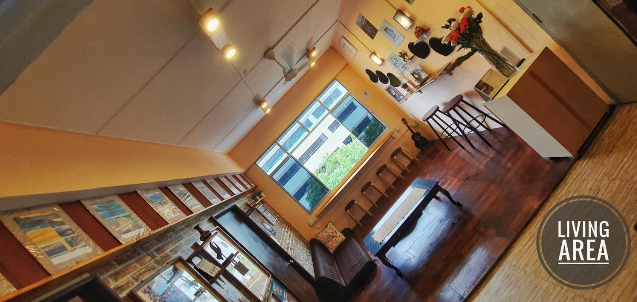 Escape Backpackers Kk Hostel Kota Kinabalu Exterior photo